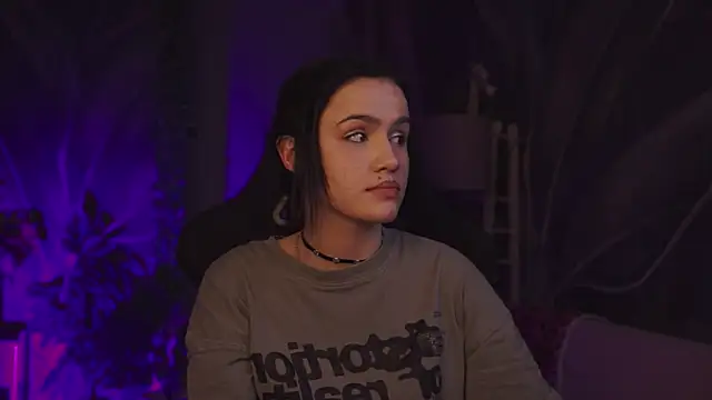 MonicaFarmer's cam snapshot