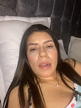 martina_contreras's cam snapshot