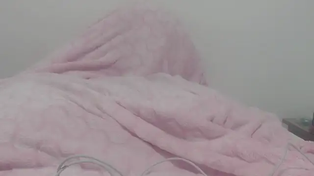 sabrina_v_'s cam snapshot