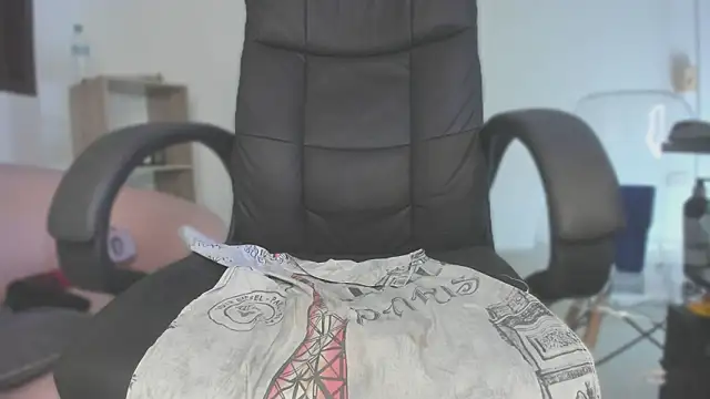 Ayha_khalaf live sex cam