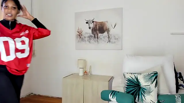 ConnieSmall24 live sex cam