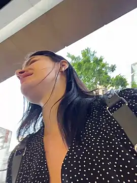 MiraReach live sex cam