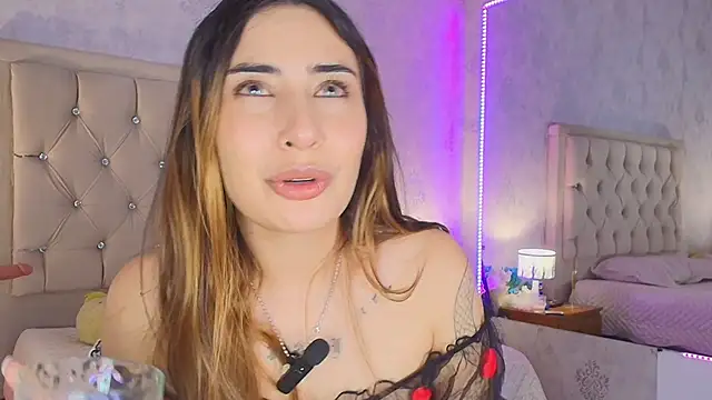 nini_love01 live sex cam