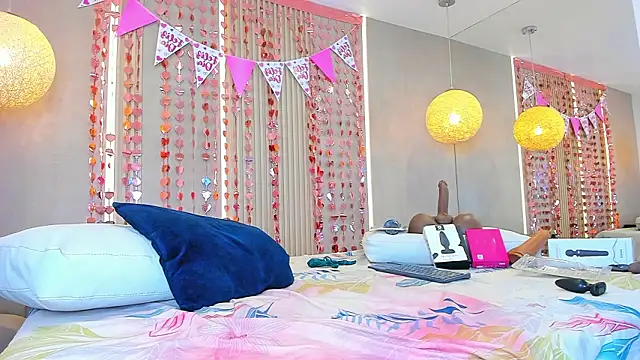 sabrina_shark_'s cam snapshot