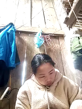 PhamPhung live sex cam