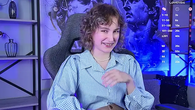 LuxRayi's cam snapshot