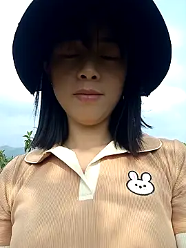 Lukyclover's cam snapshot