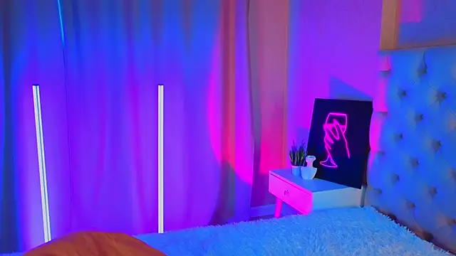 MarciaMarshall live sex cam