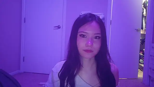 luvvivii live sex cam