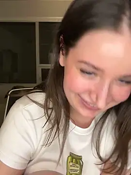 nerdynina live sex cam