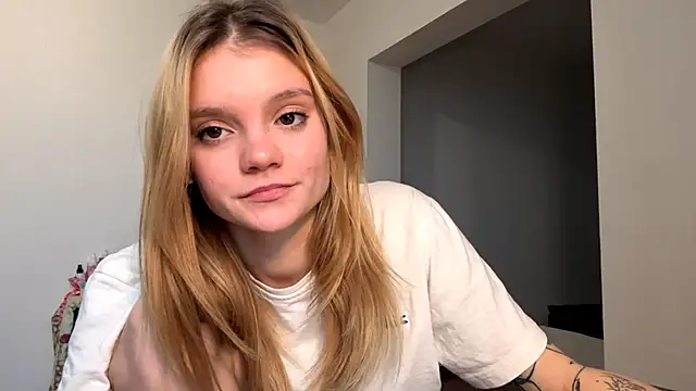 Tiffany_Muse's cam snapshot