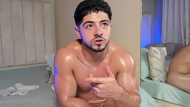 Thiago_moretti live sex cam