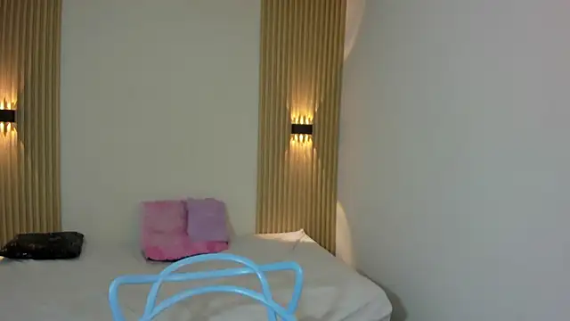 ZoeGrace5's cam snapshot