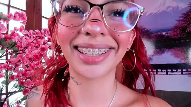 miss___abigail's cam snapshot