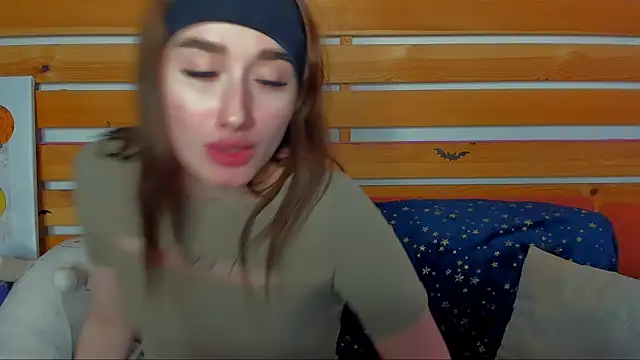 Evis_Dailyy's cam snapshot