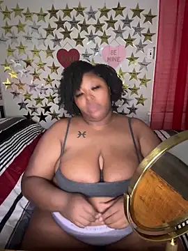 Chocolatebunnyxx96's cam snapshot