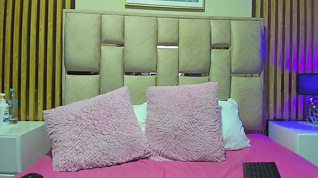 Melanyxx-'s cam snapshot