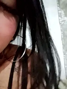 ElaRuil69 live sex cam