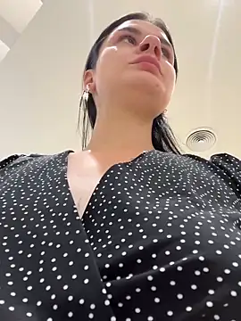 MiraReach live sex cam