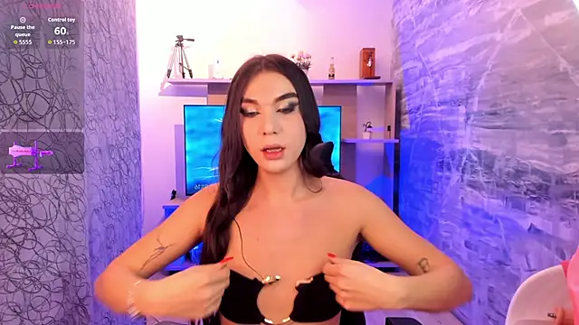 saracaball_ live sex cam