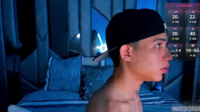 Sebax_Young live sex cam