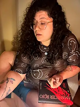 VanesssaMilf_ live sex cam