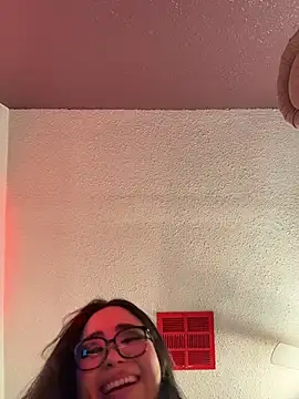 MyHoneyFrida's cam snapshot