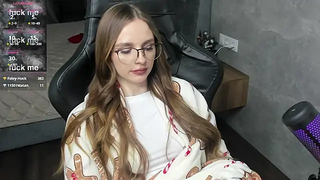 MCfly_11 live sex cam