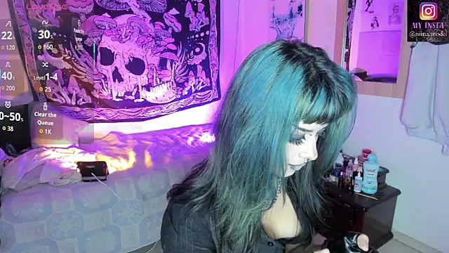 princesita_valija_'s cam snapshot