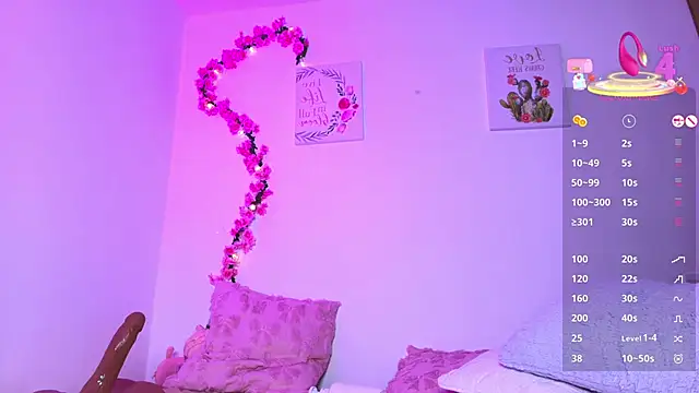 PollyGrey_'s cam snapshot