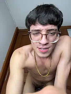 ArthurDavies_'s cam snapshot