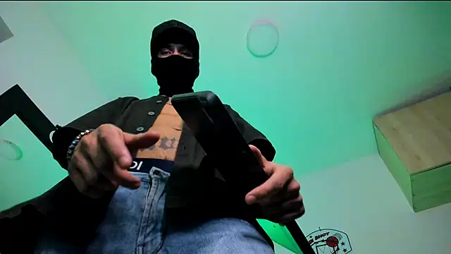 Samuel_Suarez live sex cam