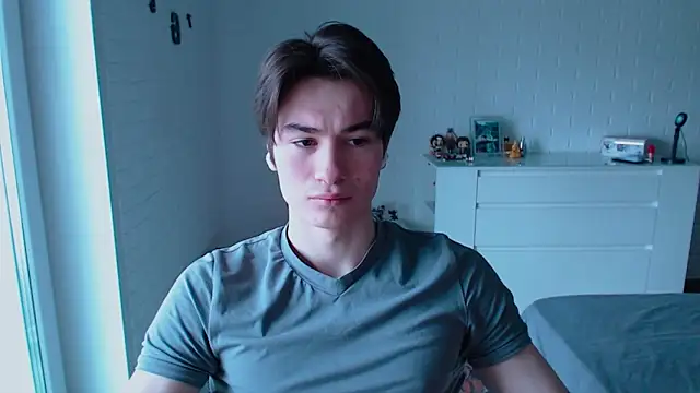 MarkusDean live sex cam