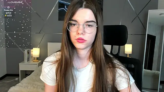 miss__evelyne live sex cam