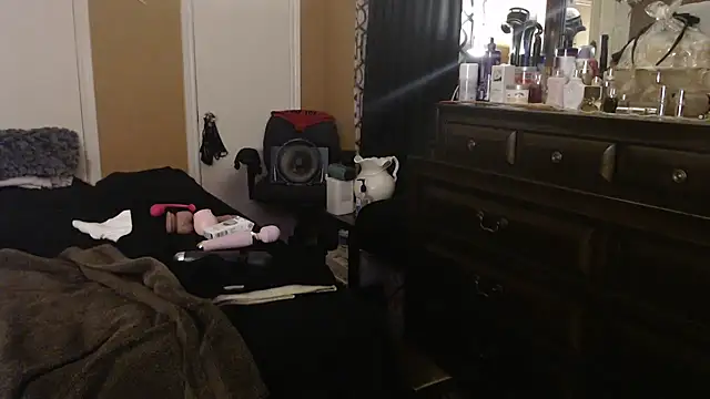 DivatheSnakecharmer's cam snapshot