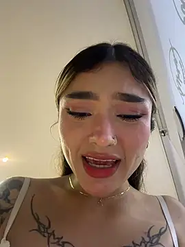 Arianavillada's cam snapshot