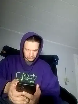 ChuckyyDee's cam snapshot