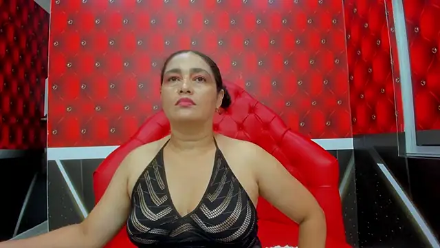 Bianca_Millf's cam snapshot