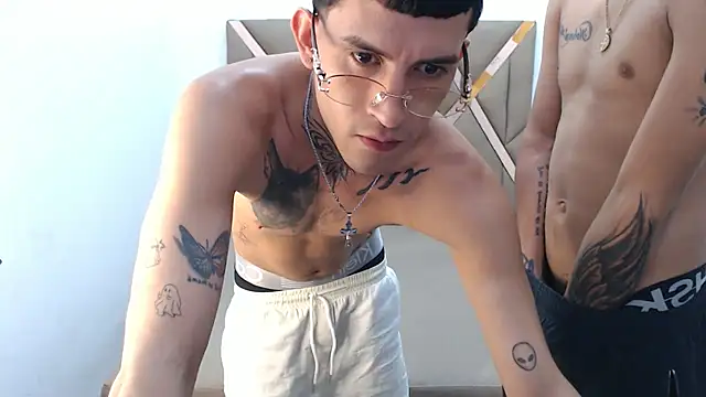 dilan_abraham12 live sex cam