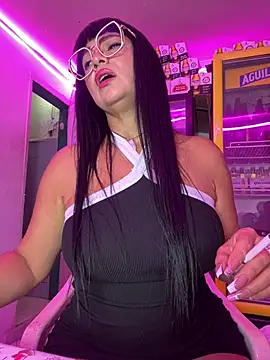 Hot_beauty__ live sex cam