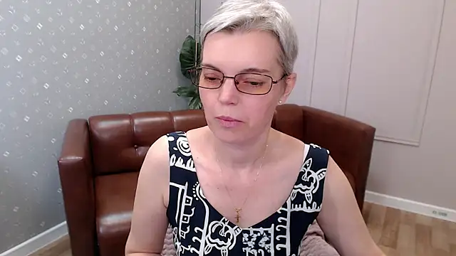 Cutie_Erikaa1's cam snapshot