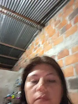 lady_and_charly's cam snapshot