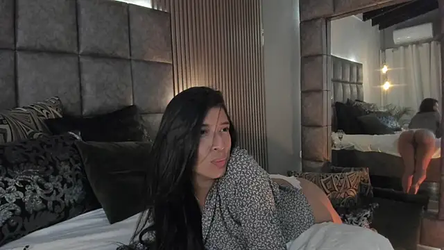 BrigitteVons's cam snapshot