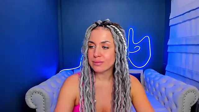 rock_n_roxy's cam snapshot