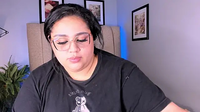 _michel_bbw's cam snapshot