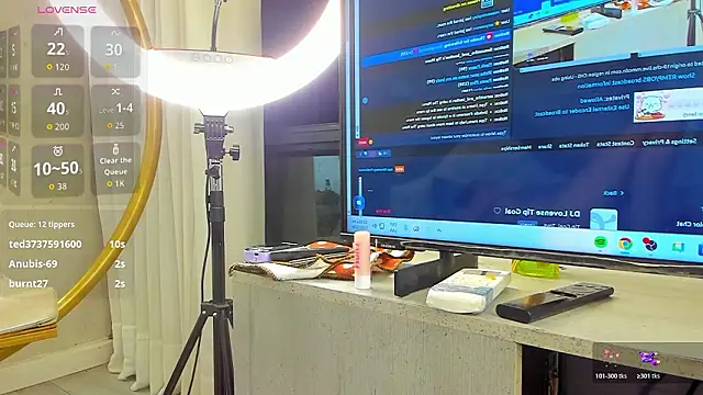 bastian_and_samantha's cam snapshot