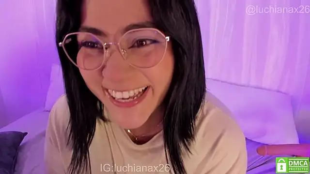 lucy26_'s cam snapshot