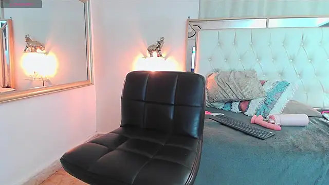 bratz_glloe's cam snapshot