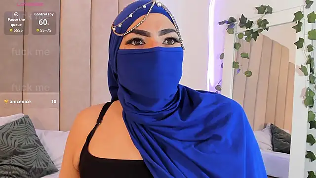 _naylaa_'s cam snapshot