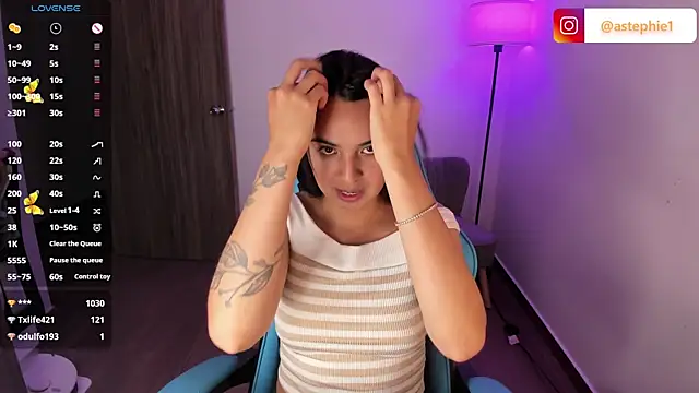 Nicole_Ss's cam snapshot